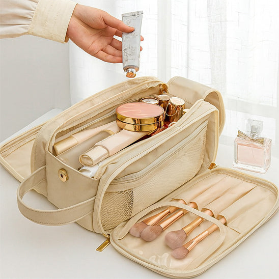 TROUSSE DE MAQUILLAGE