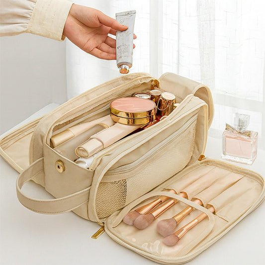 TROUSSE DE MAQUILLAGE